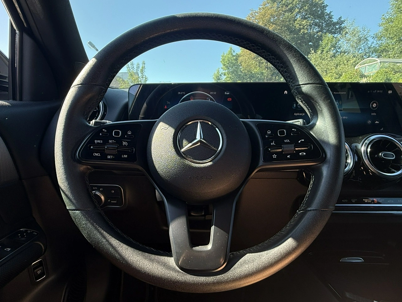 Mercedes GLB - Zdjęcie 6