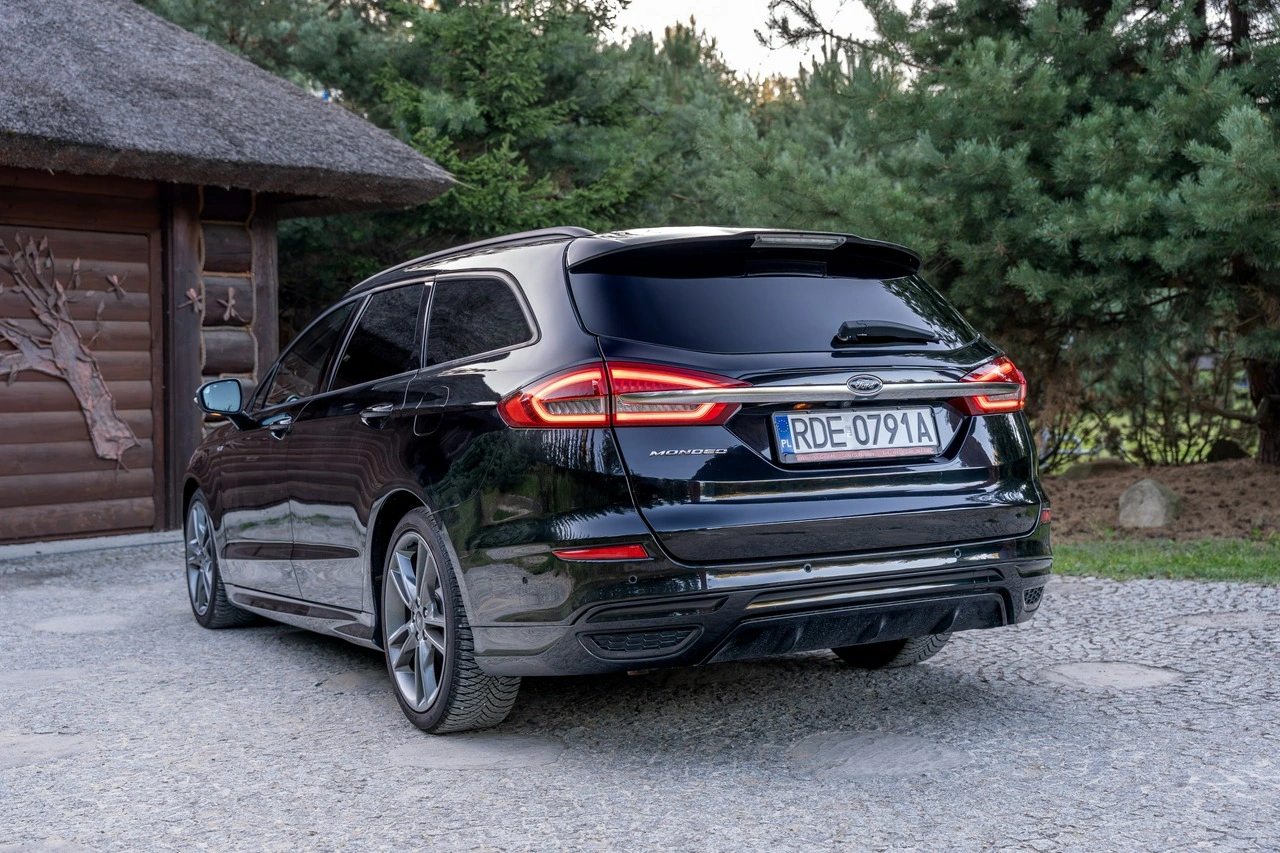 Ford Mondeo - Zdjęcie 10