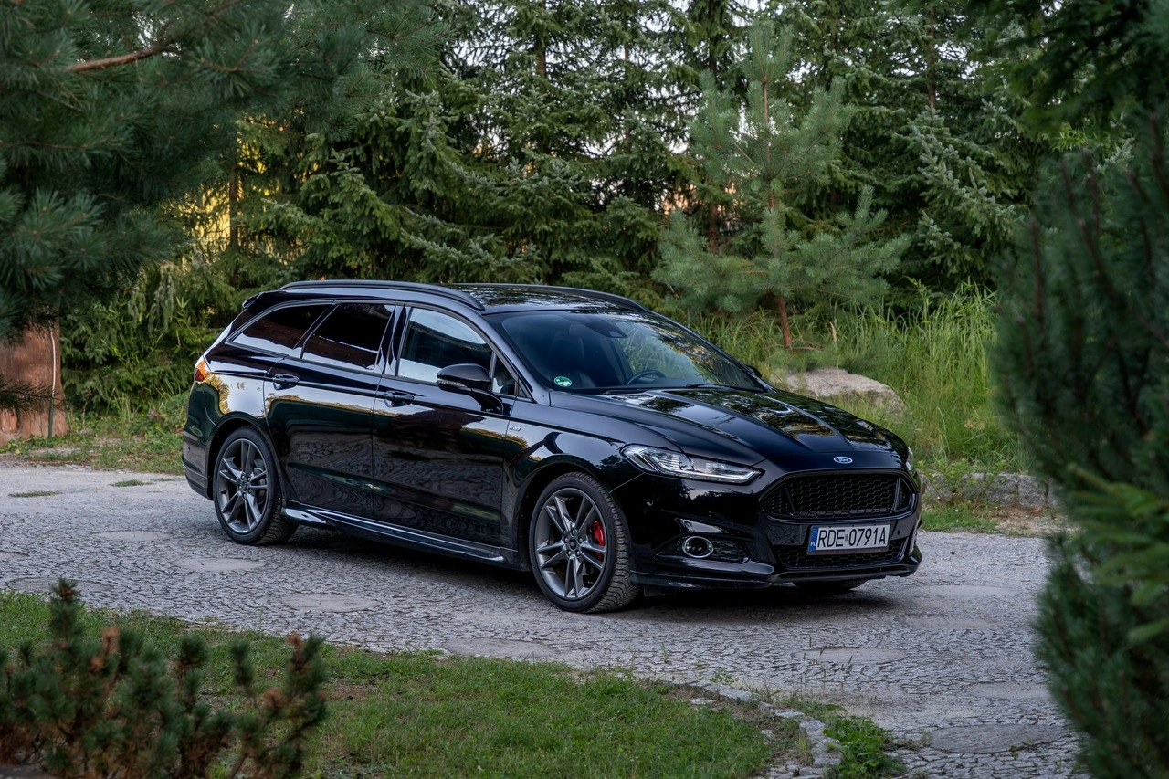 Ford Mondeo - Zdjęcie 24