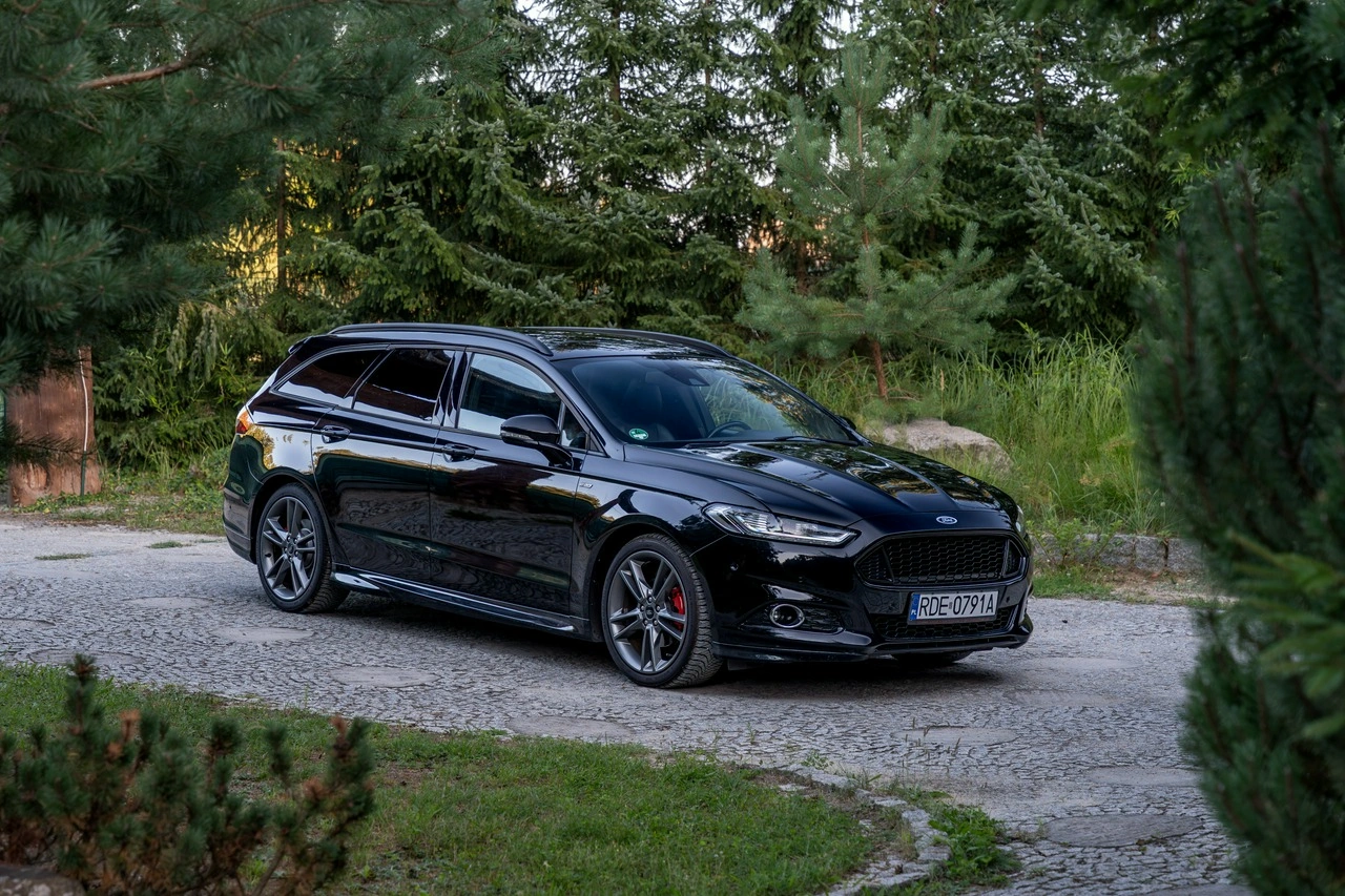 Ford Mondeo - Zdjęcie 30