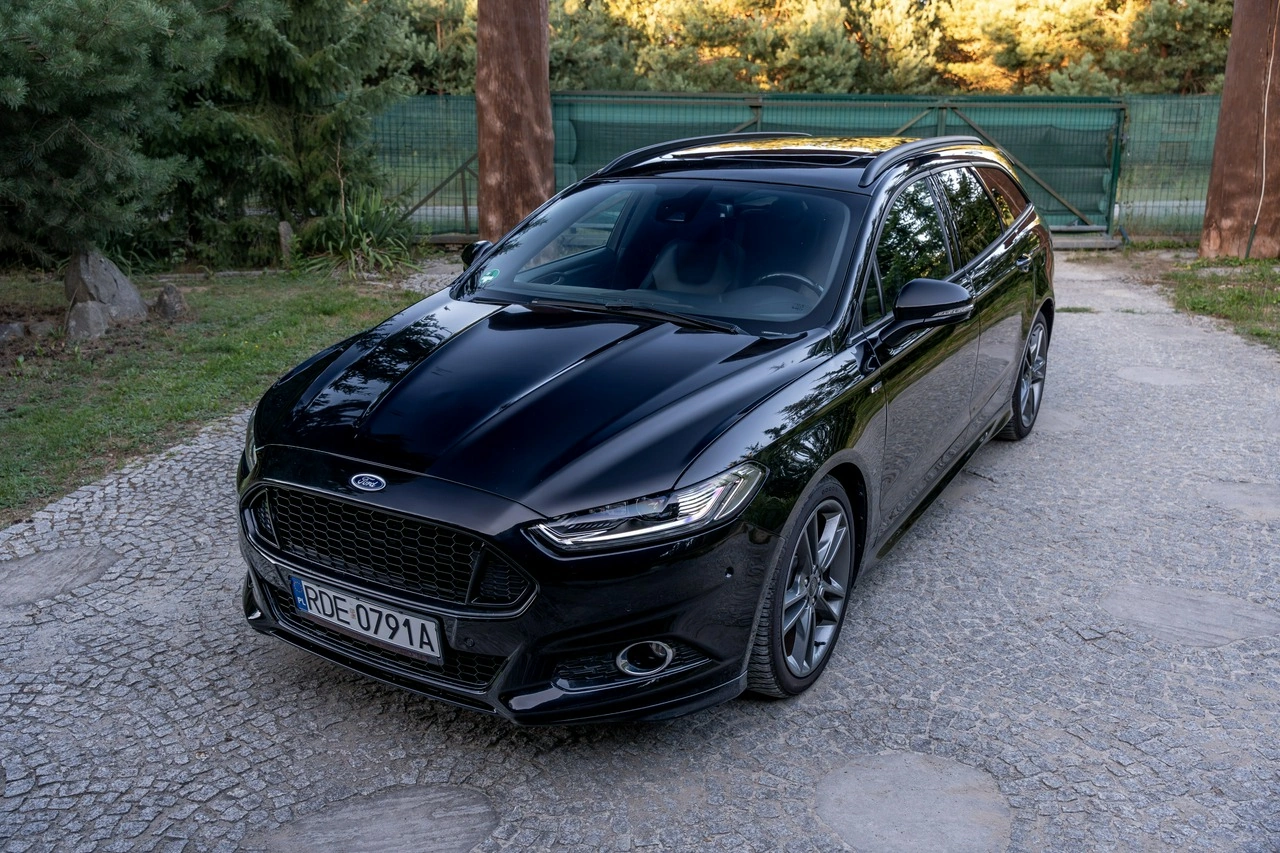 Ford Mondeo - Zdjęcie 32