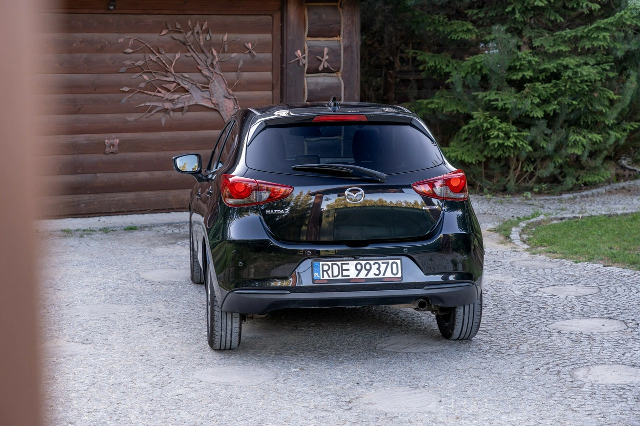 Mazda 2 - Zdjęcie 23