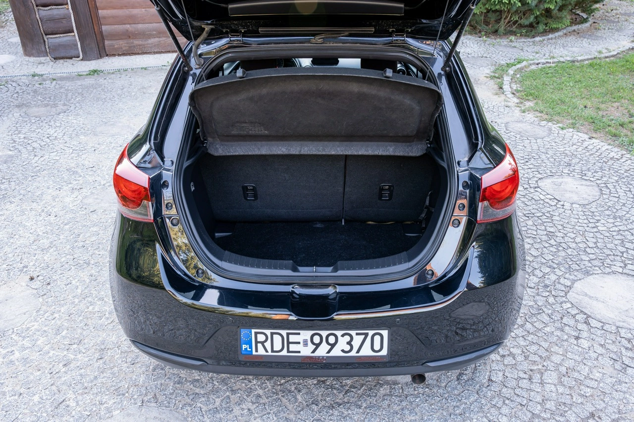 Mazda 2 - Zdjęcie 37
