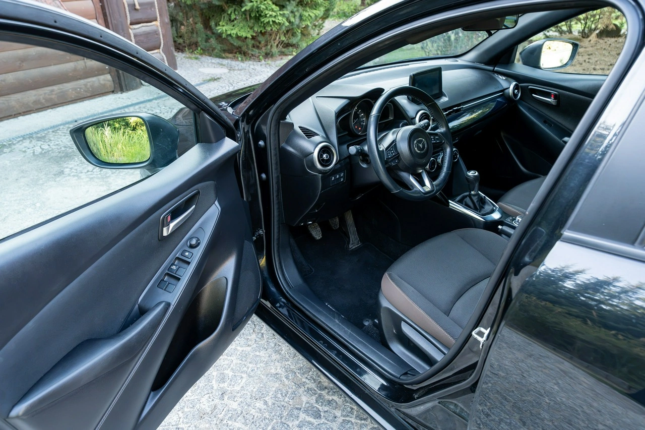Mazda 2 - Zdjęcie 38