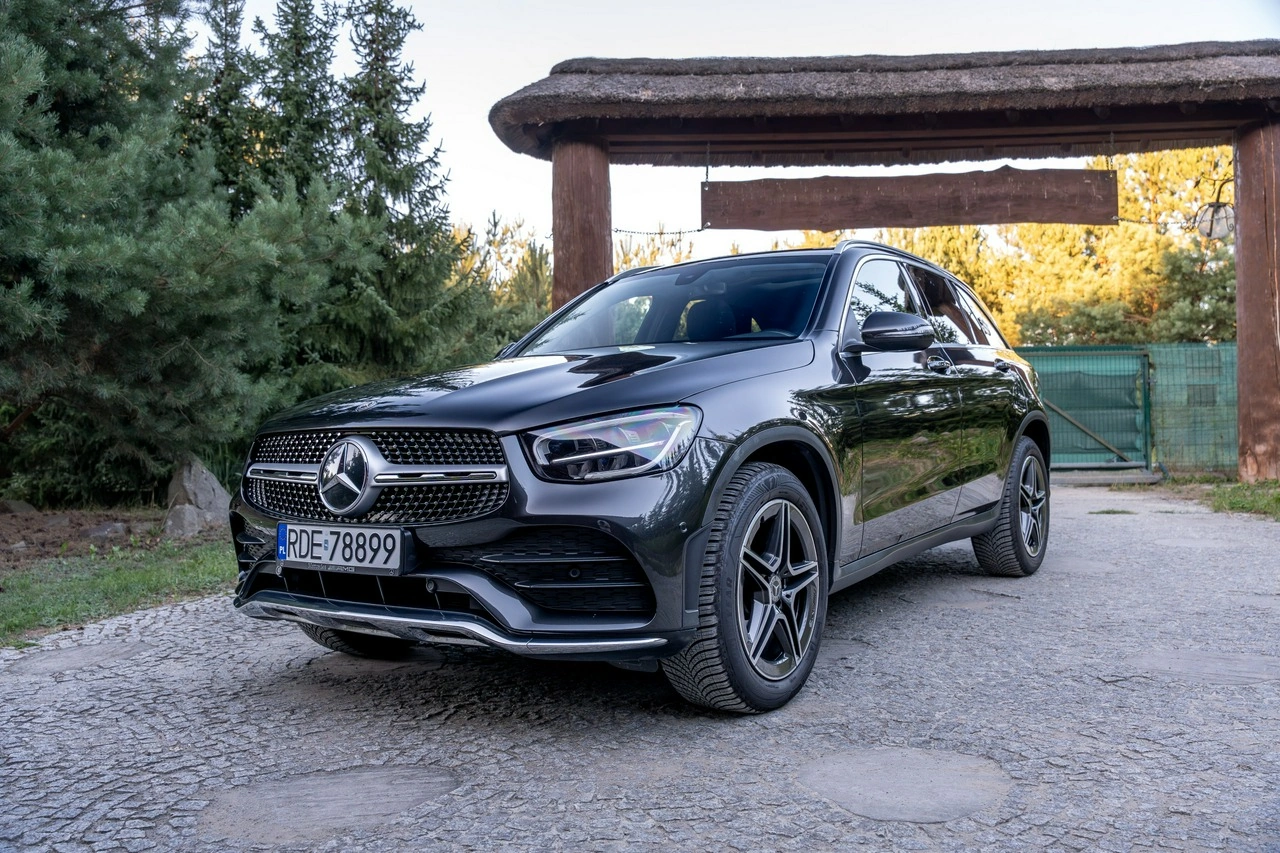 Mercedes GLC 200 - Zdjęcie 11