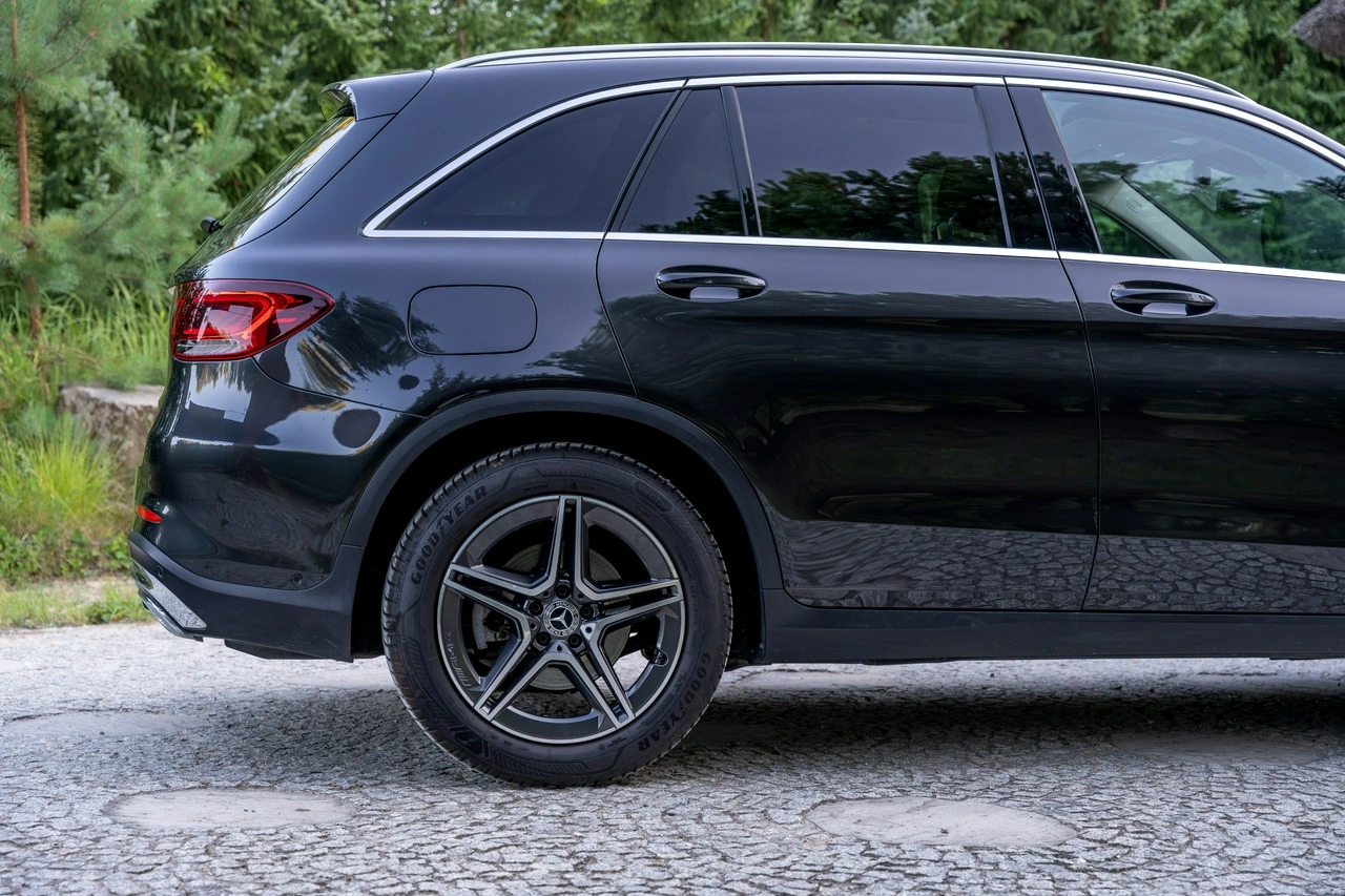 Mercedes GLC 200 - Zdjęcie 16