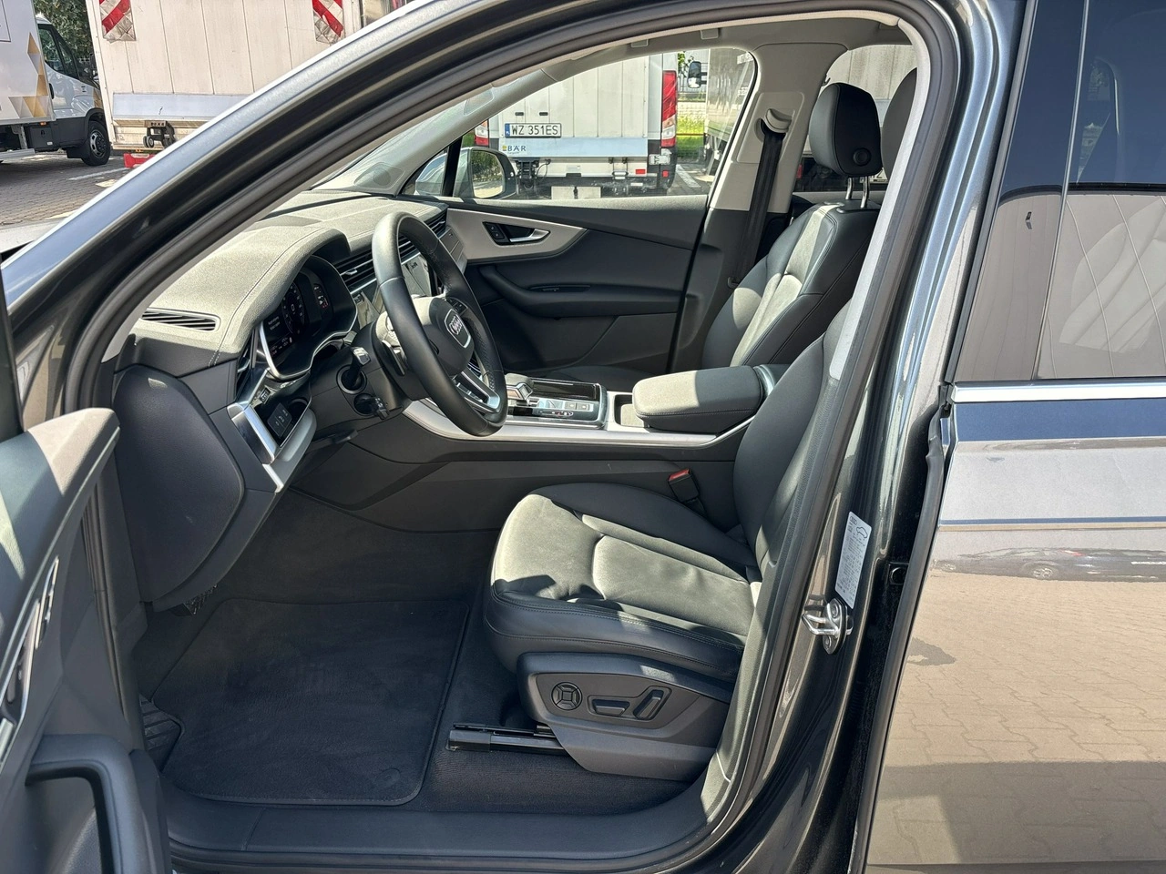Audi Q7 - Zdjęcie 9