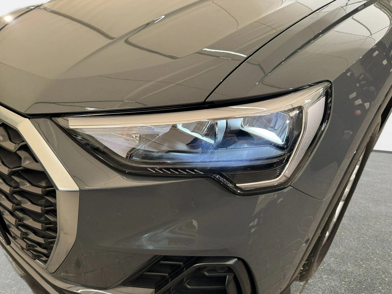 Audi Q3 - Zdjęcie 8