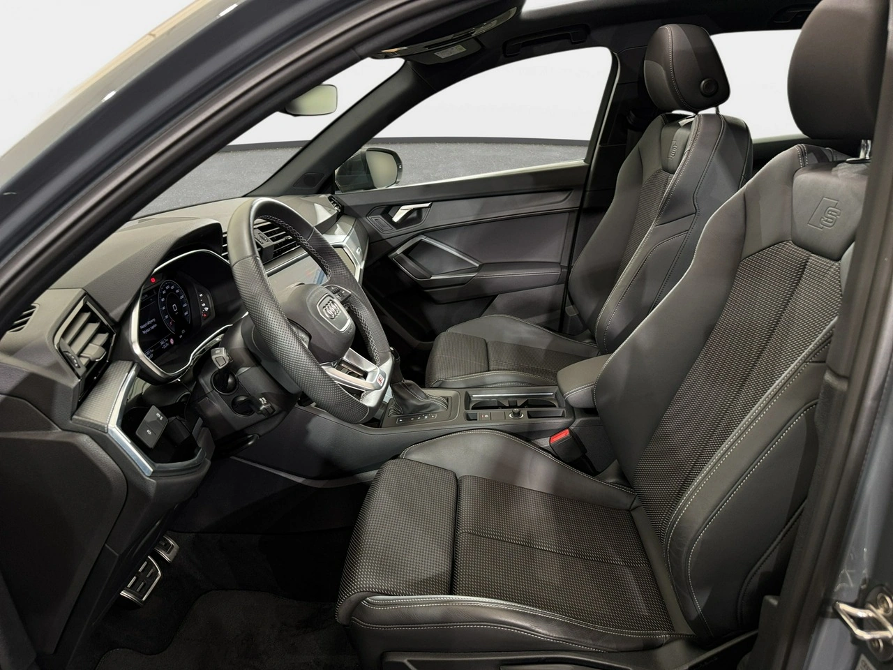 Audi Q3 - Zdjęcie 26