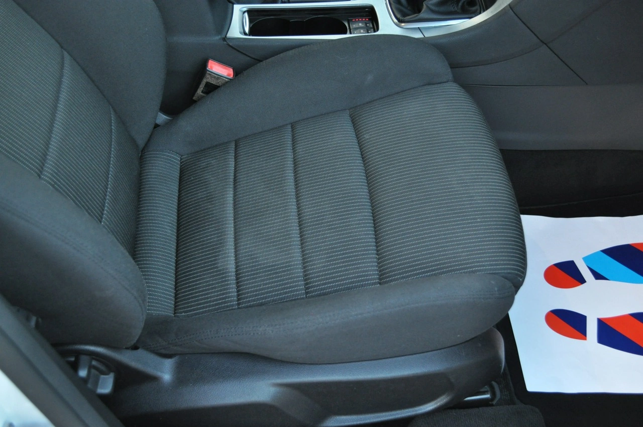 Ford Mondeo - Zdjęcie 29