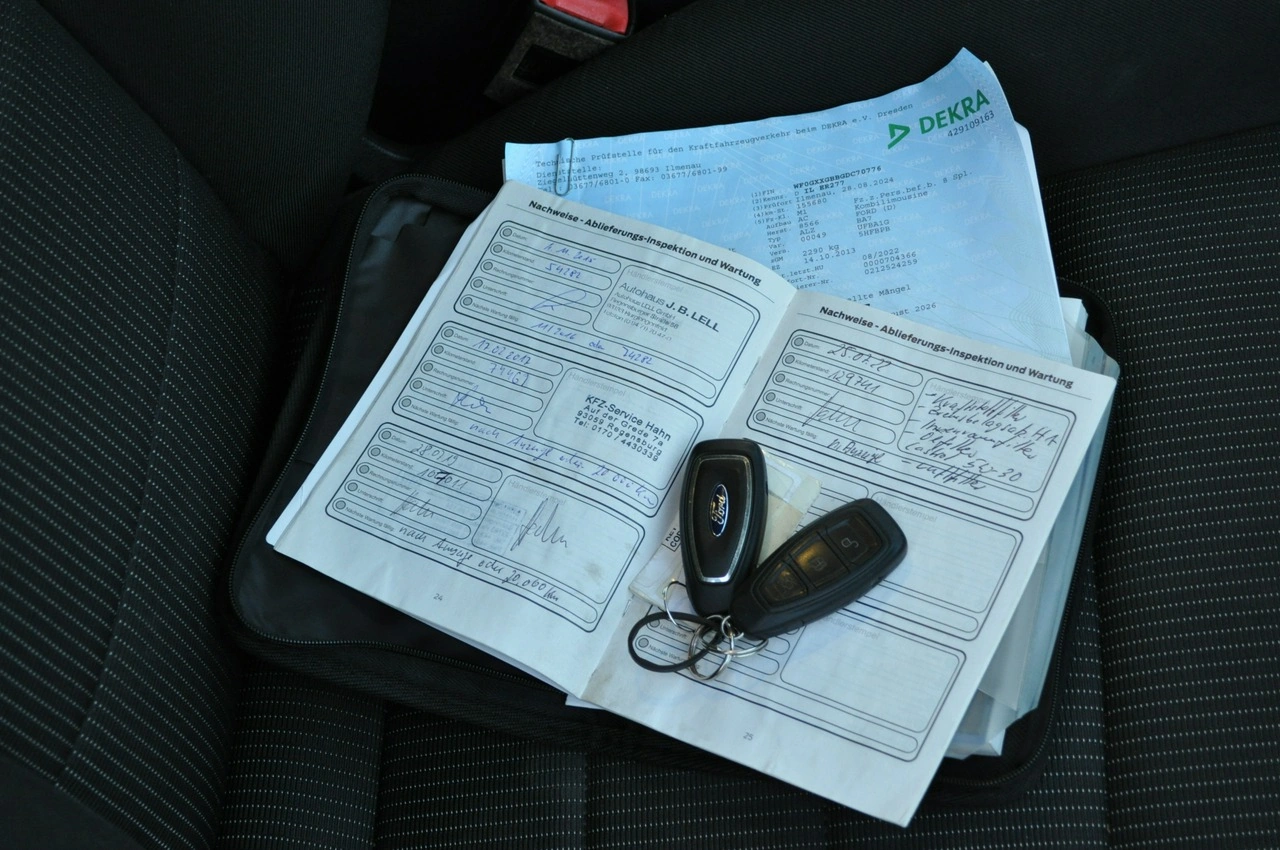 Ford Mondeo - Zdjęcie 35