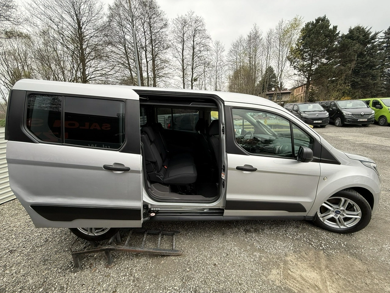 Ford Transit Connect - Zdjęcie 17