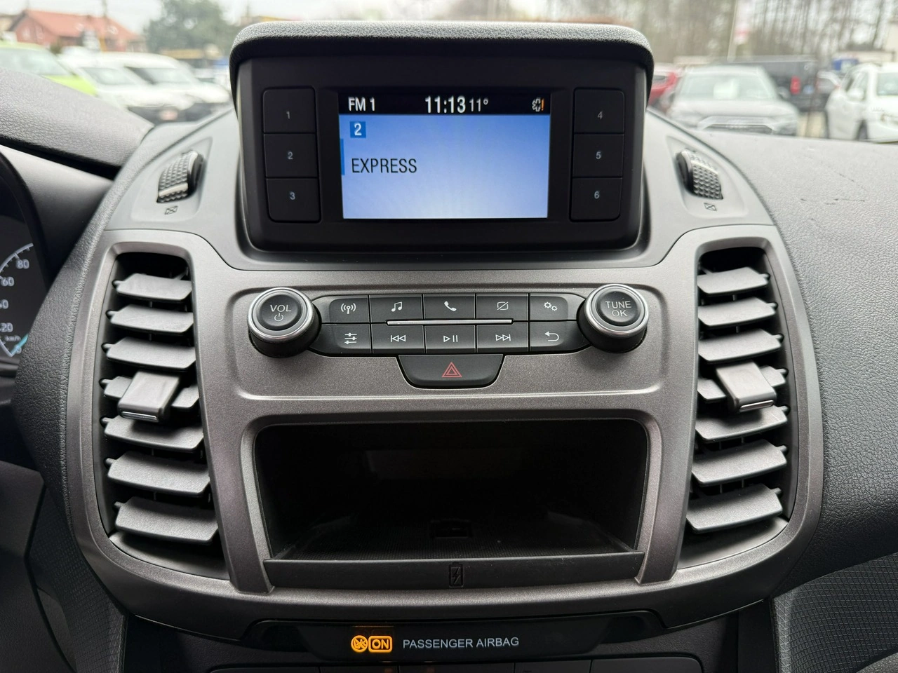 Ford Transit Connect - Zdjęcie 23
