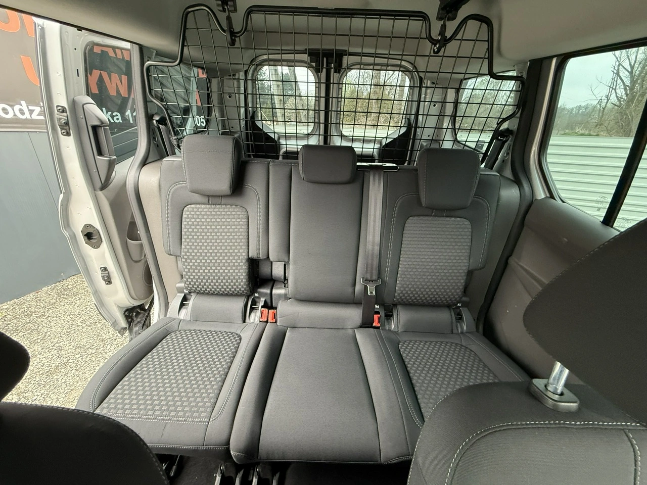 Ford Transit Connect - Zdjęcie 29