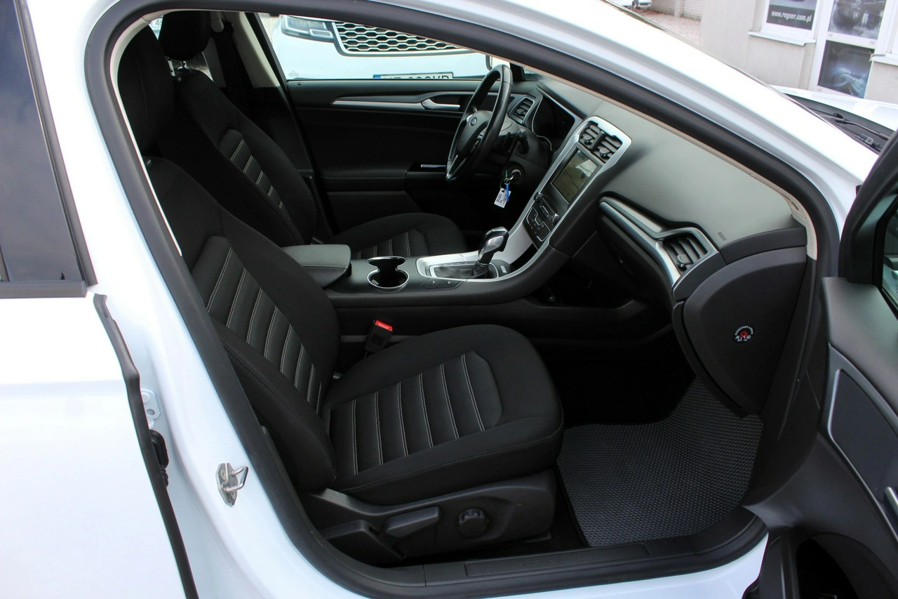 Ford Mondeo - Zdjęcie 11