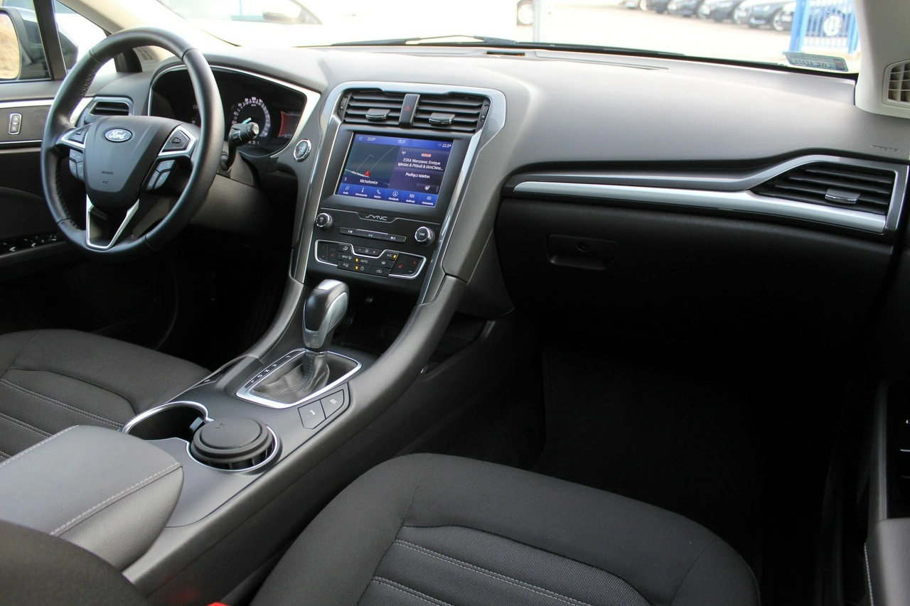 Ford Mondeo SW - Zdjęcie 10