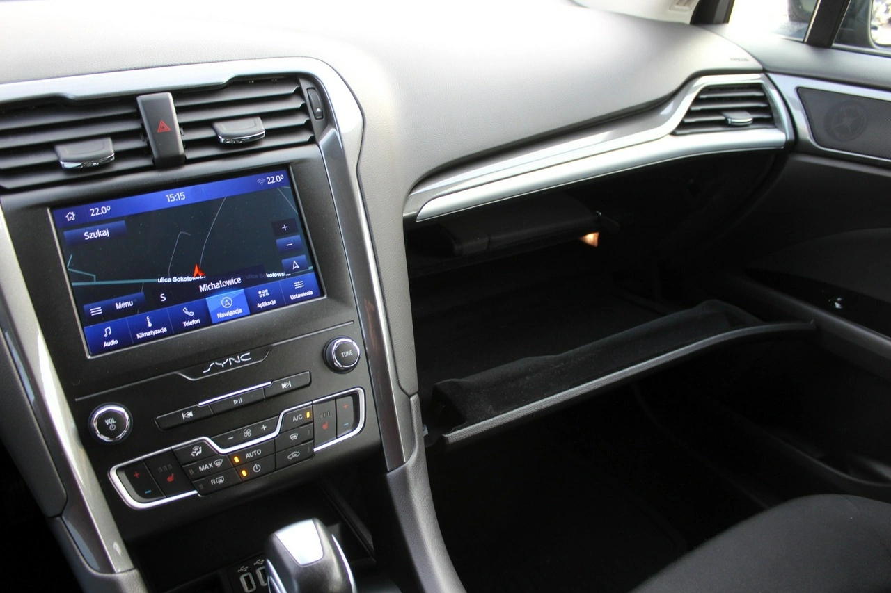 Ford Mondeo SW - Zdjęcie 27
