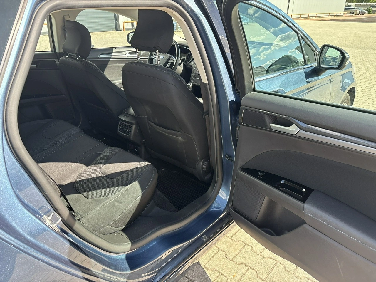 Ford Mondeo - Zdjęcie 17