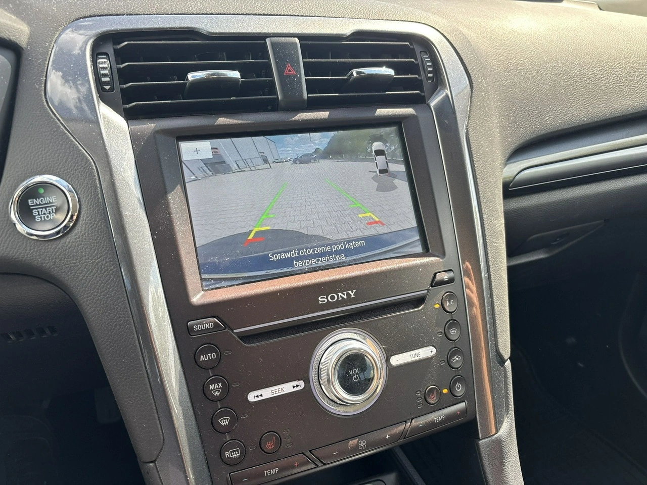 Ford Mondeo - Zdjęcie 23