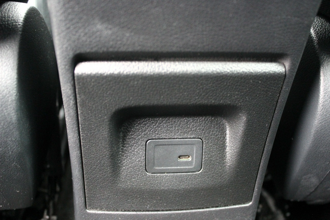 Mercedes CLA 180 - Zdjęcie 27