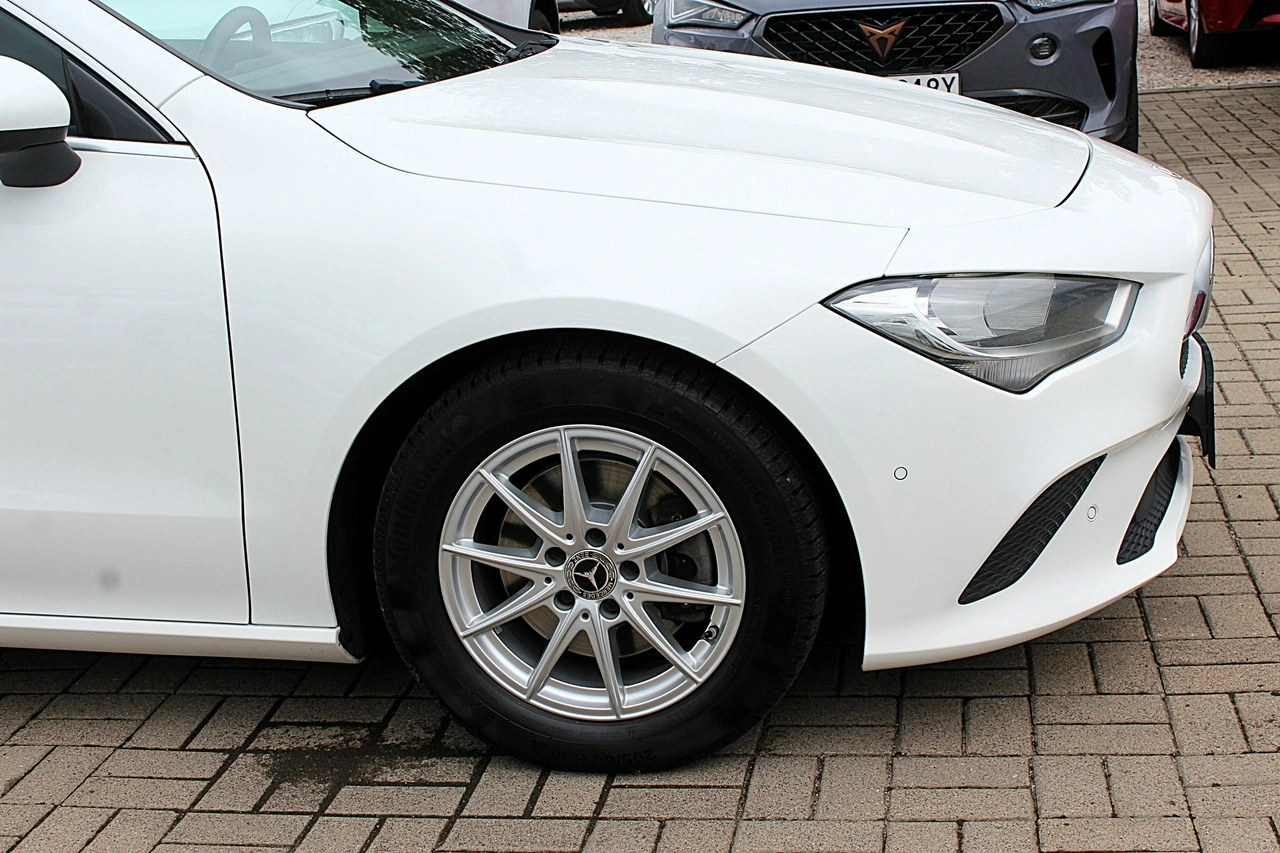 Mercedes CLA 180 - Zdjęcie 28