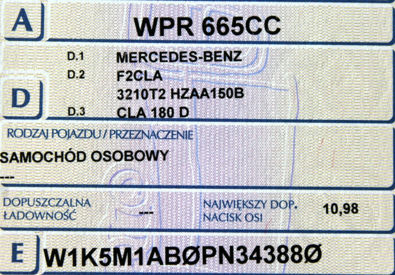 Mercedes CLA 180 - Zdjęcie 6