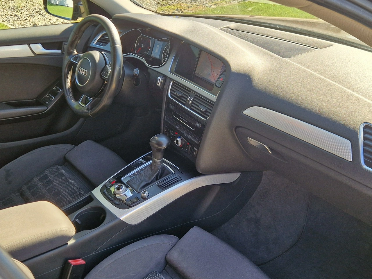 Audi A4 - Zdjęcie 19