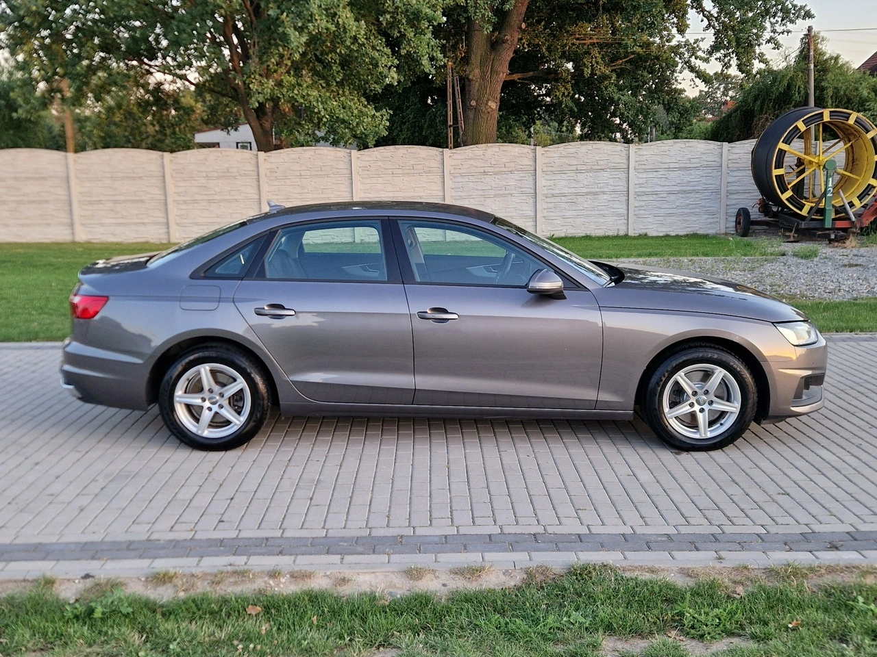 Audi A4 - Zdjęcie 9