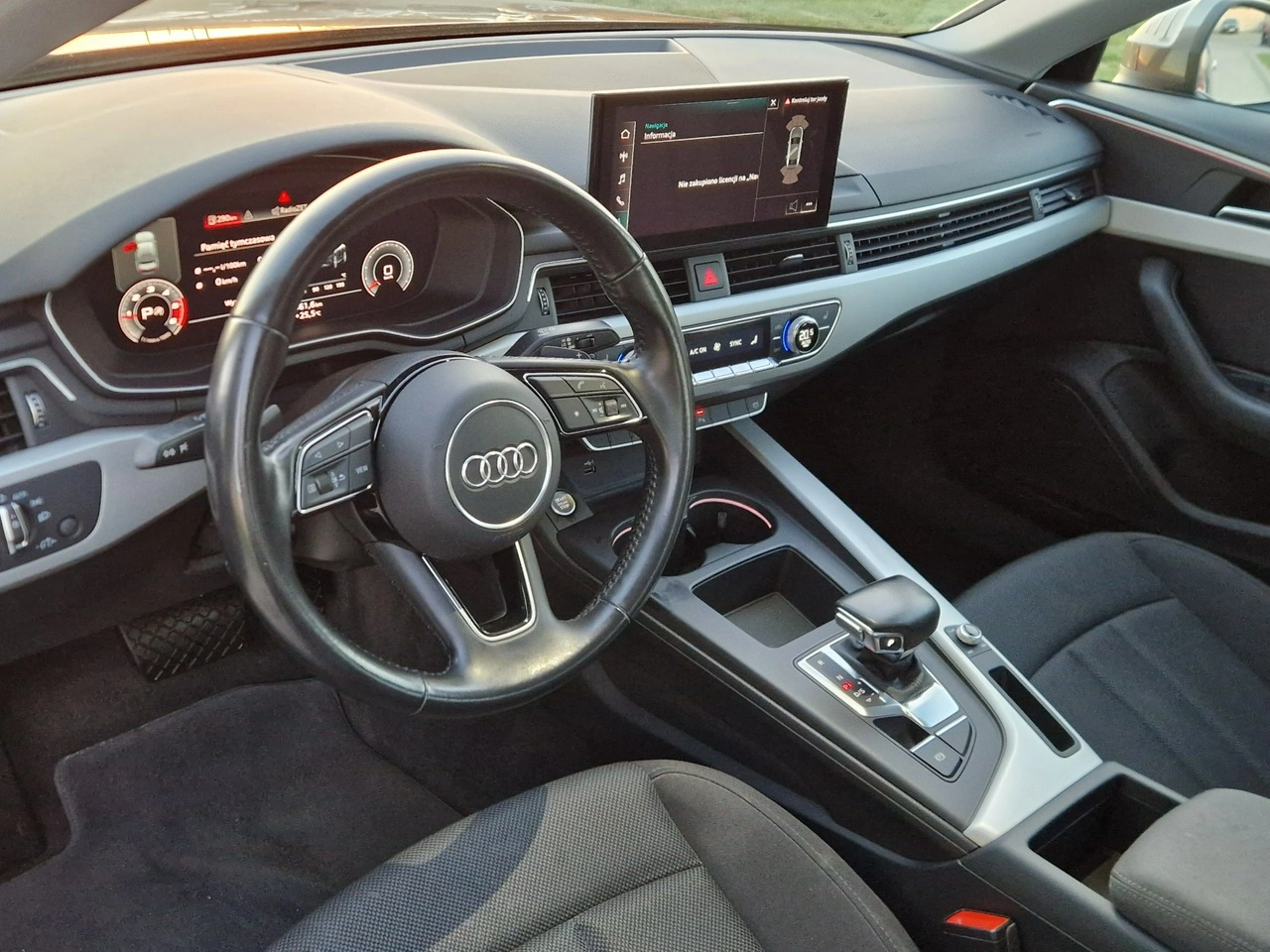 Audi A4 - Zdjęcie 15
