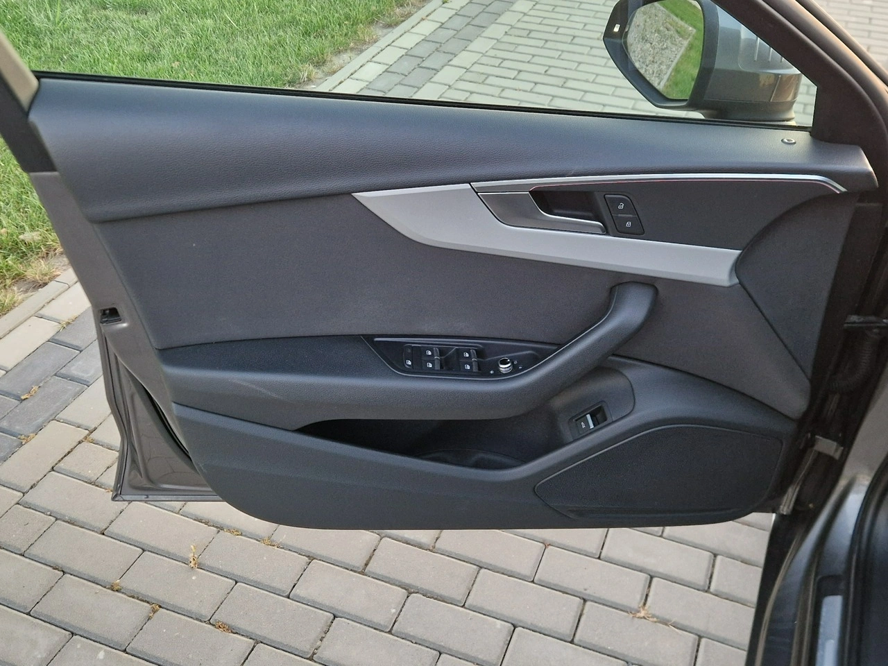 Audi A4 - Zdjęcie 17