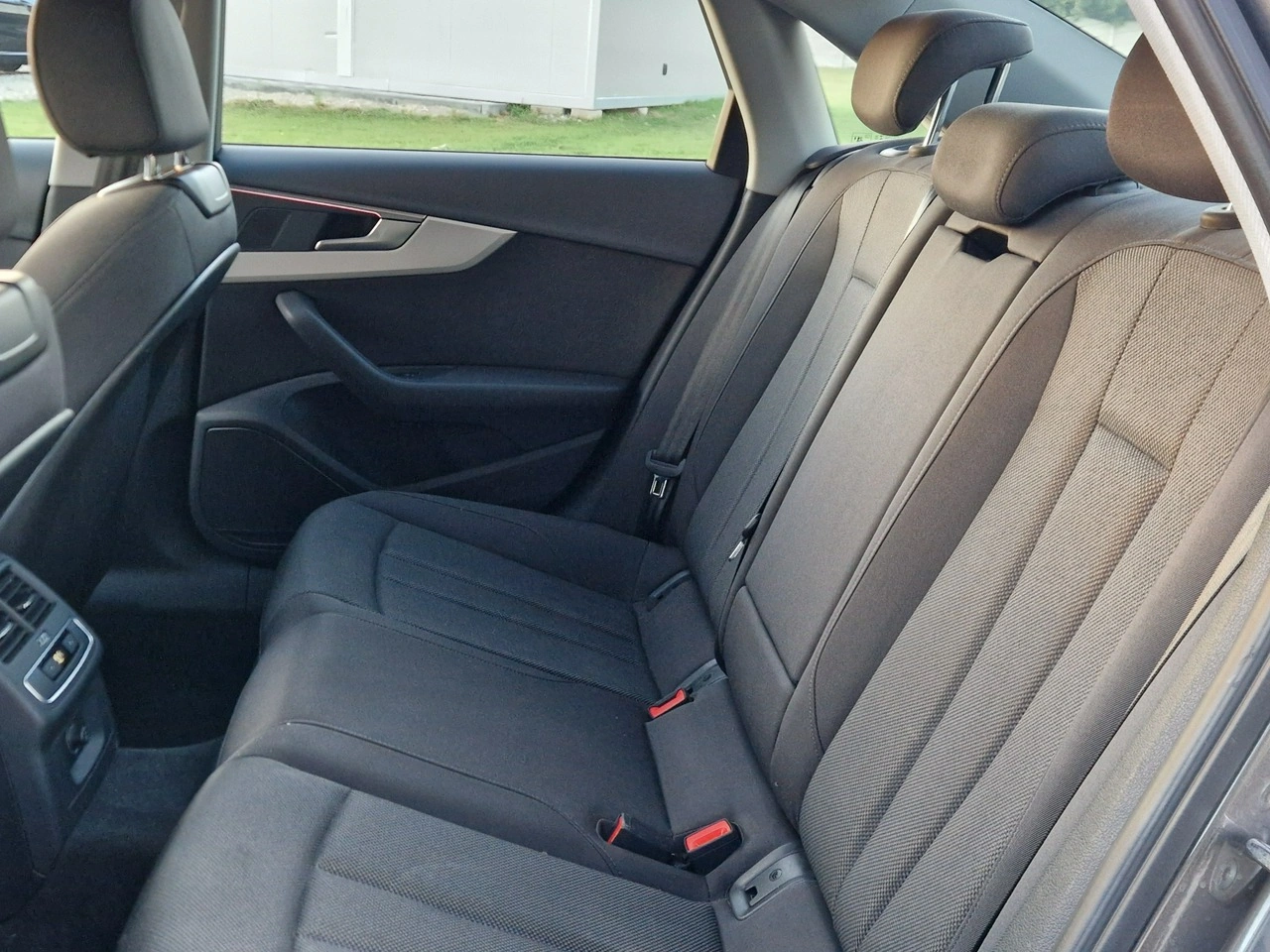 Audi A4 - Zdjęcie 18