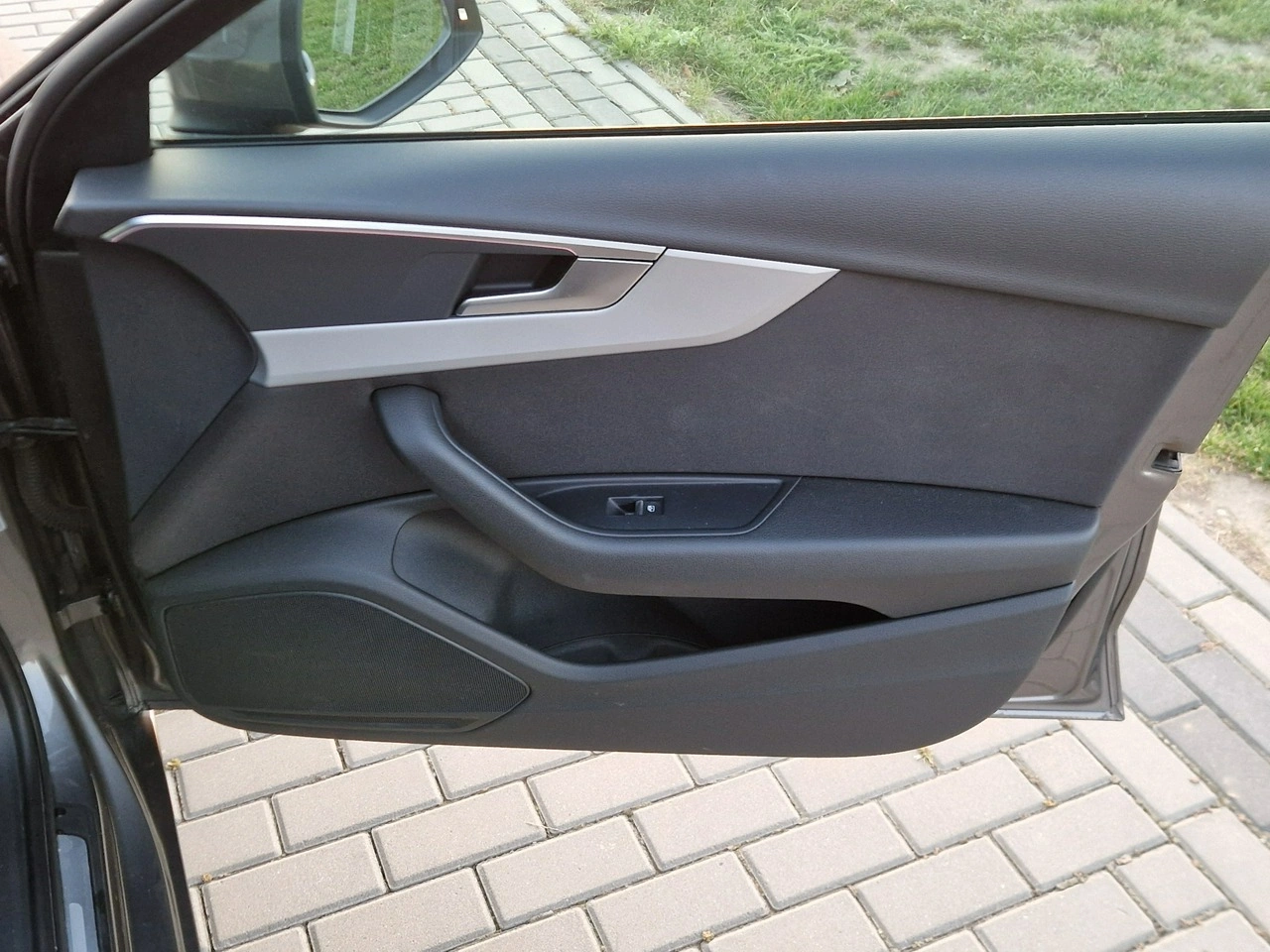 Audi A4 - Zdjęcie 22