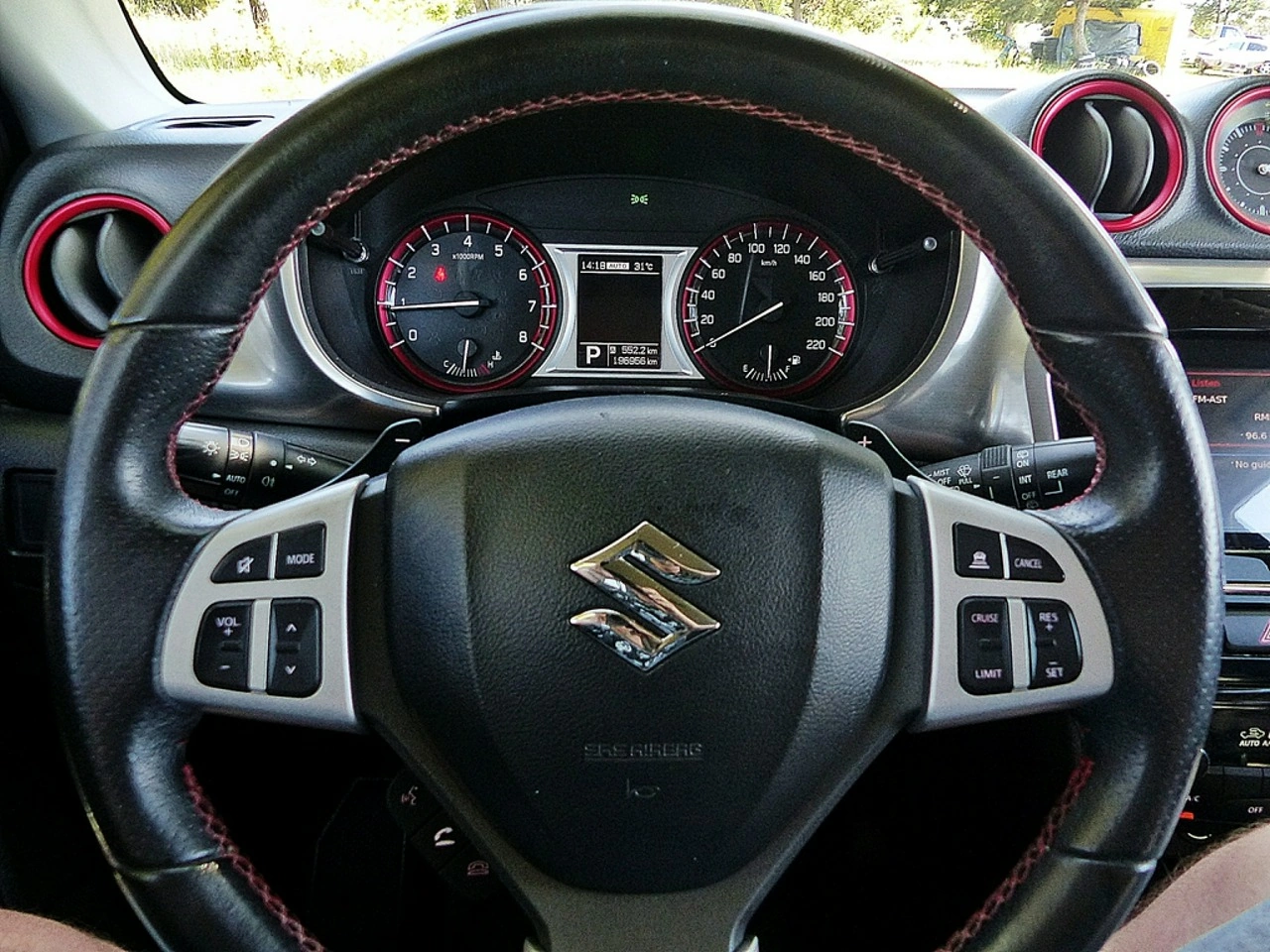 Suzuki Vitara - Zdjęcie 26