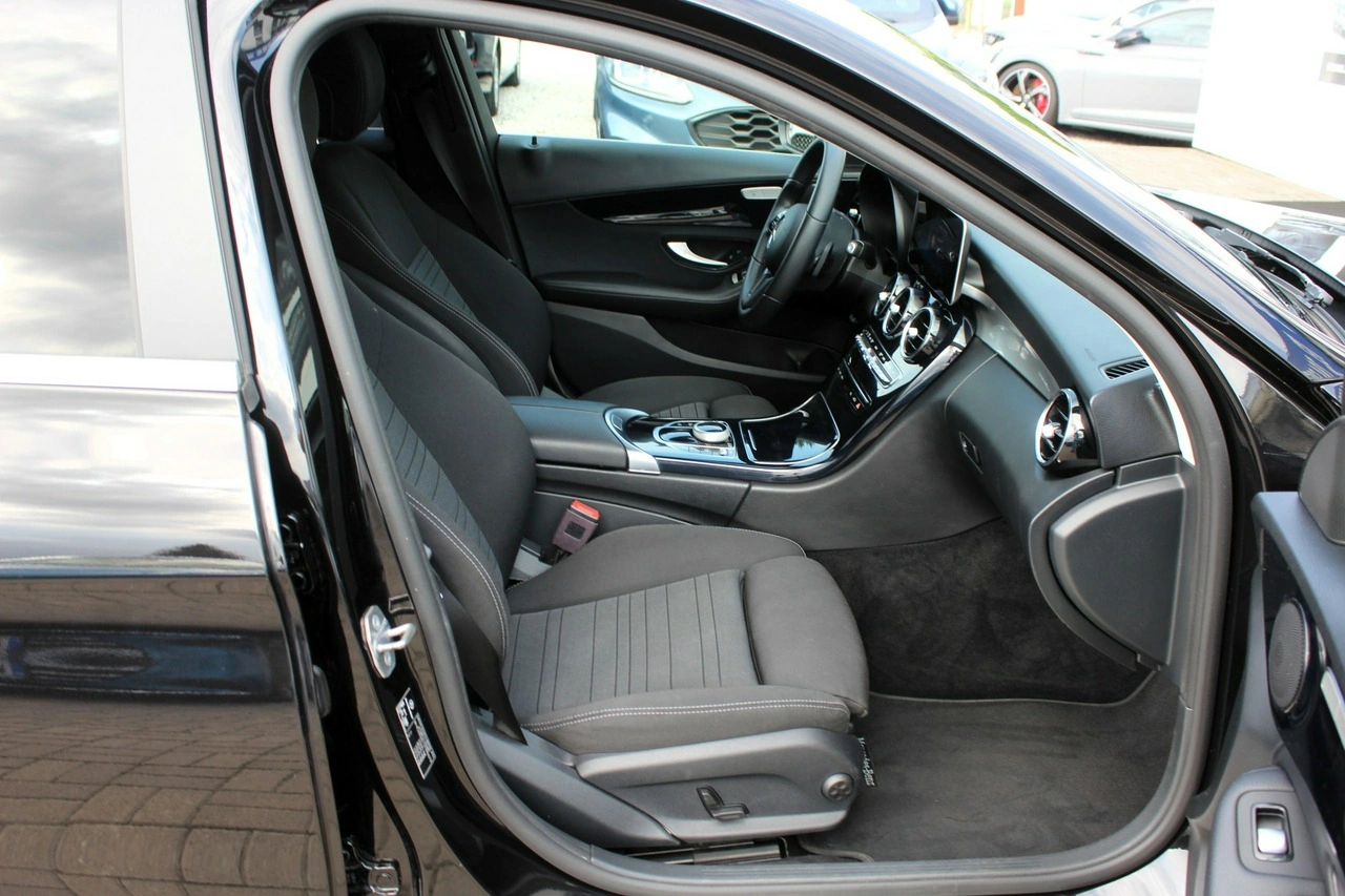 Mercedes C 200 - Zdjęcie 12