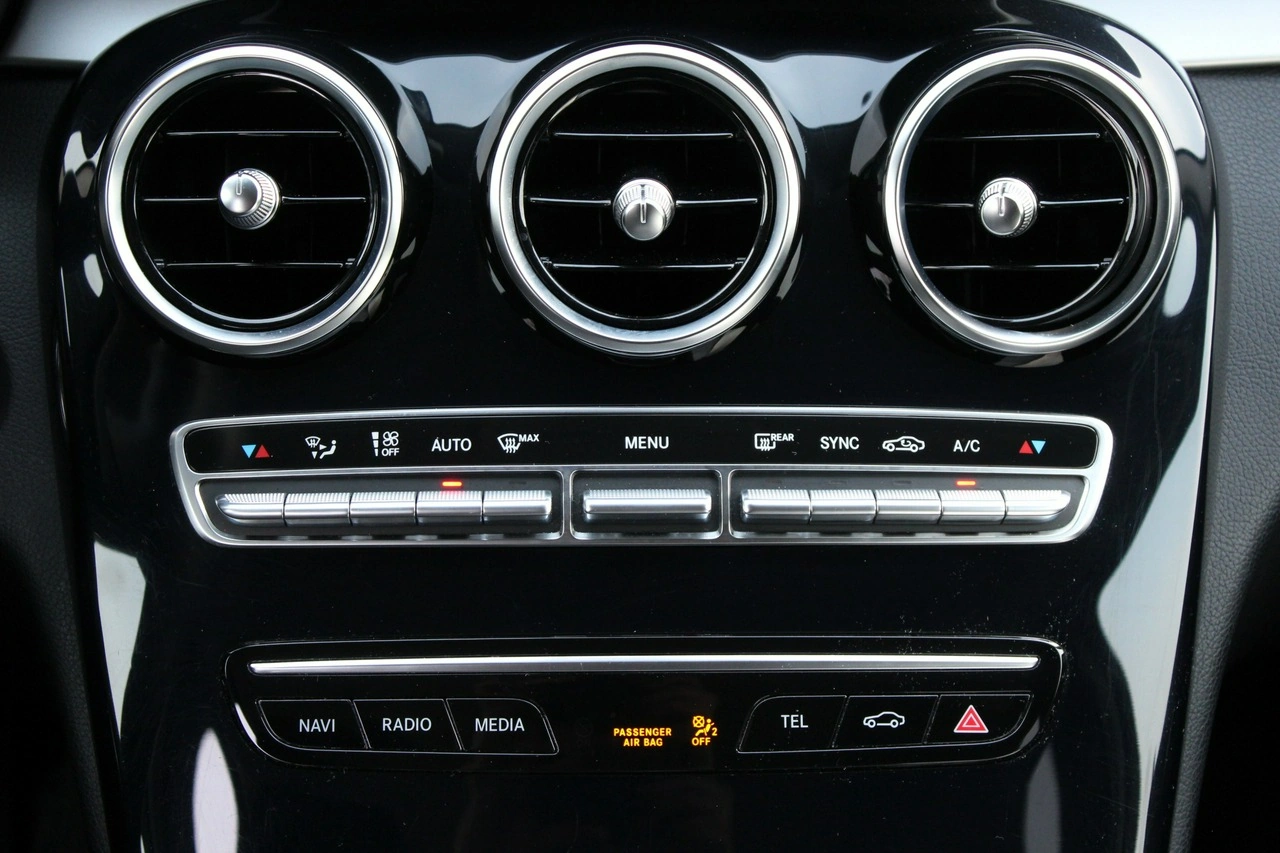 Mercedes C 200 - Zdjęcie 18
