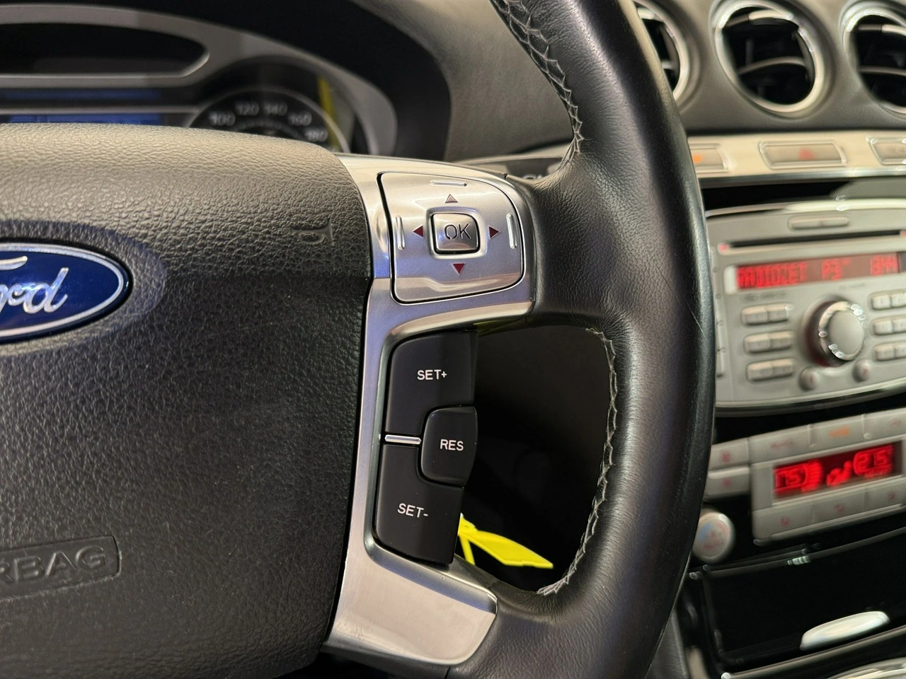 Ford S-Max - Zdjęcie 13