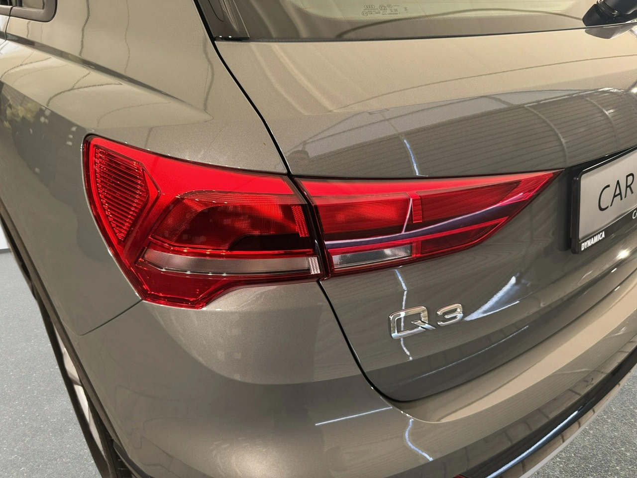 Audi Q3 - Zdjęcie 10