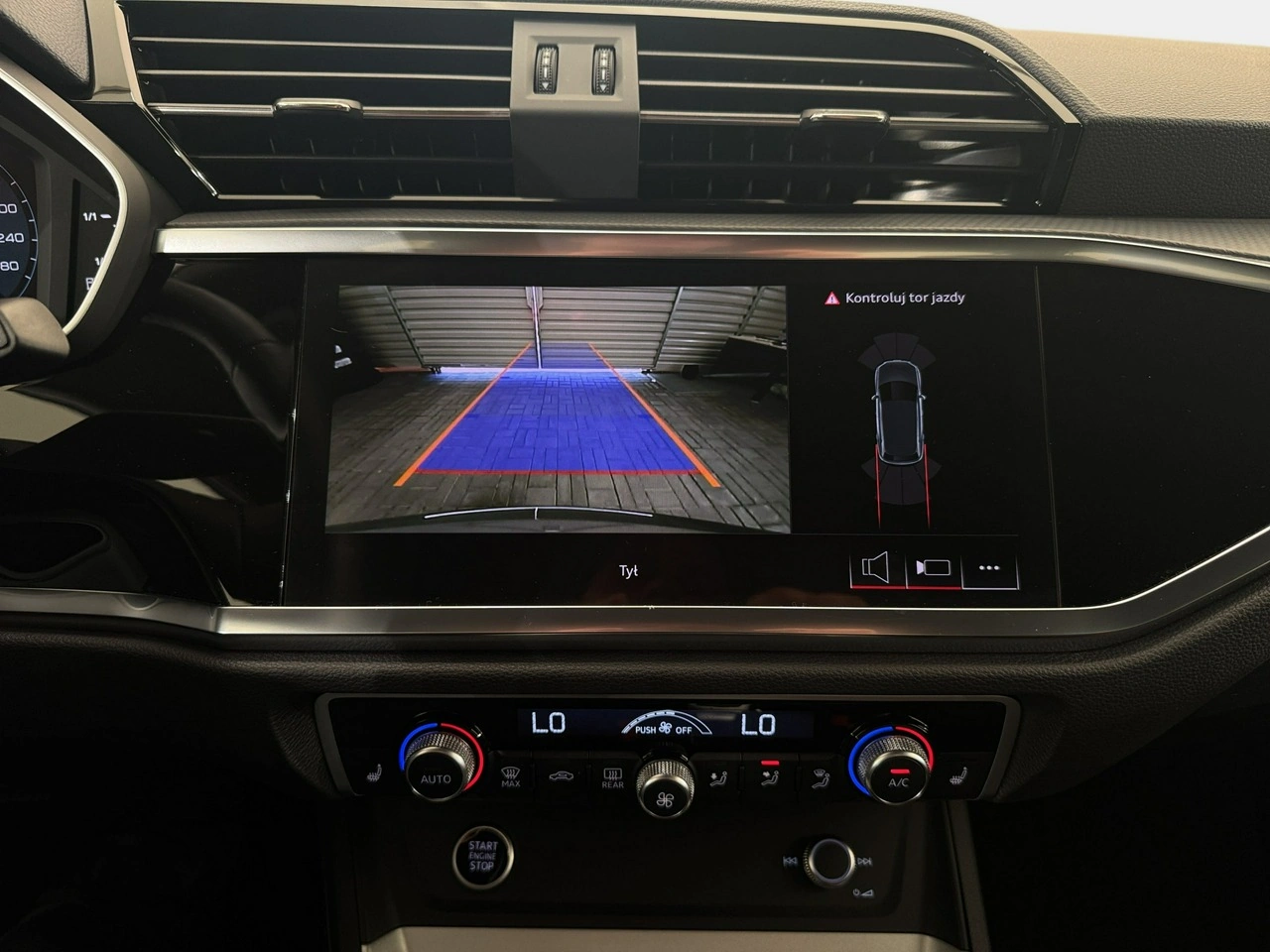 Audi Q3 - Zdjęcie 19
