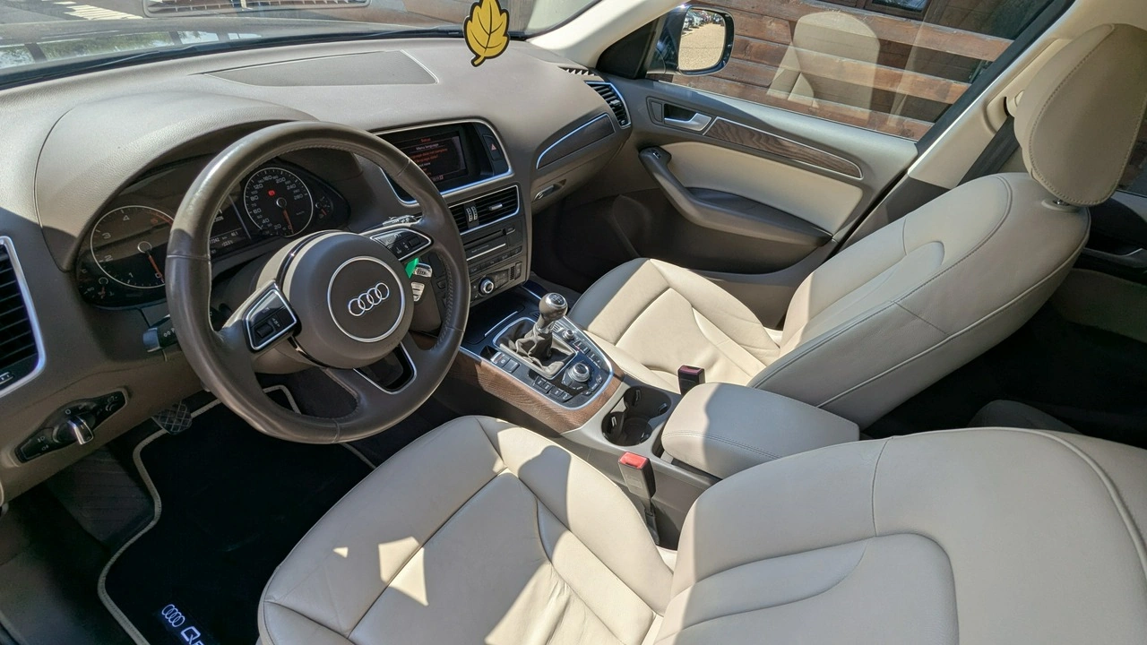 Audi Q5 - Zdjęcie 16