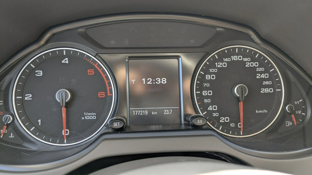 Audi Q5 - Zdjęcie 23