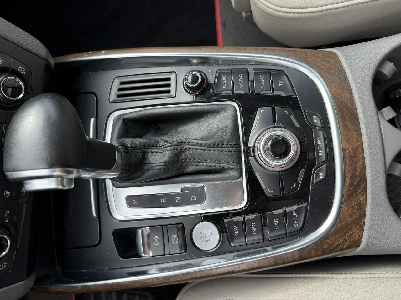 Audi Q5 - Zdjęcie 25