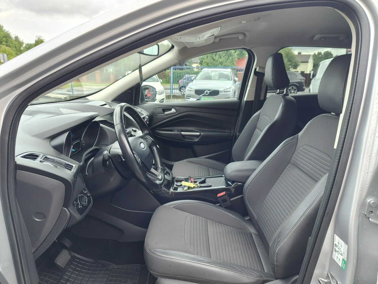 Ford Kuga - Zdjęcie 6