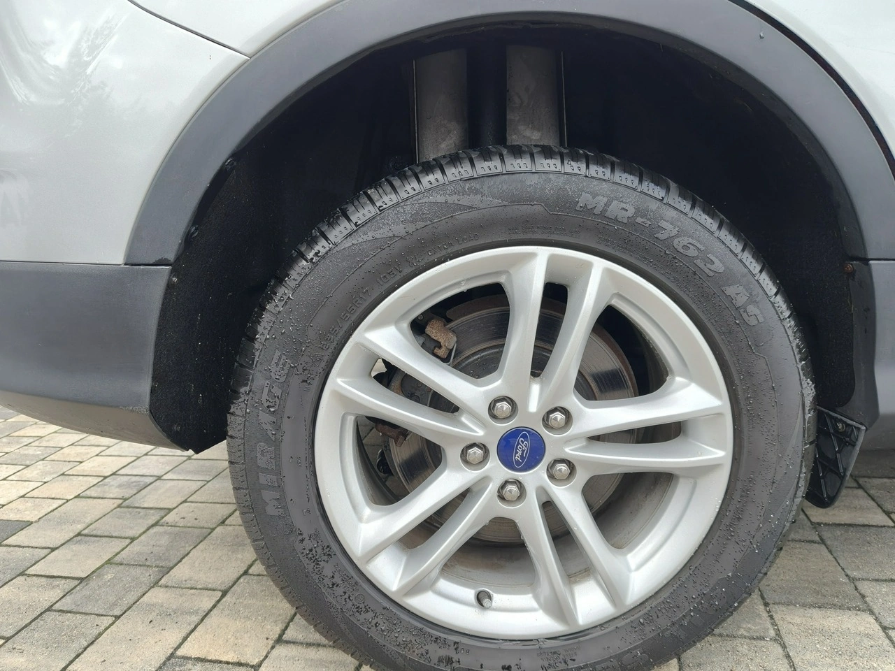 Ford Kuga - Zdjęcie 31