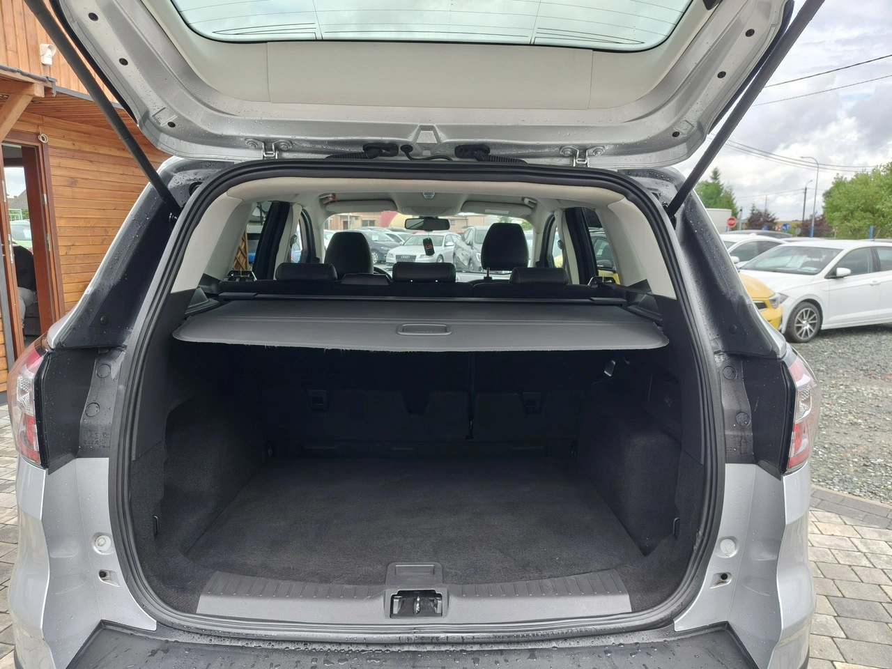 Ford Kuga - Zdjęcie 27