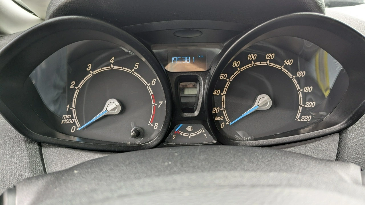 Ford Fiesta - Zdjęcie 23