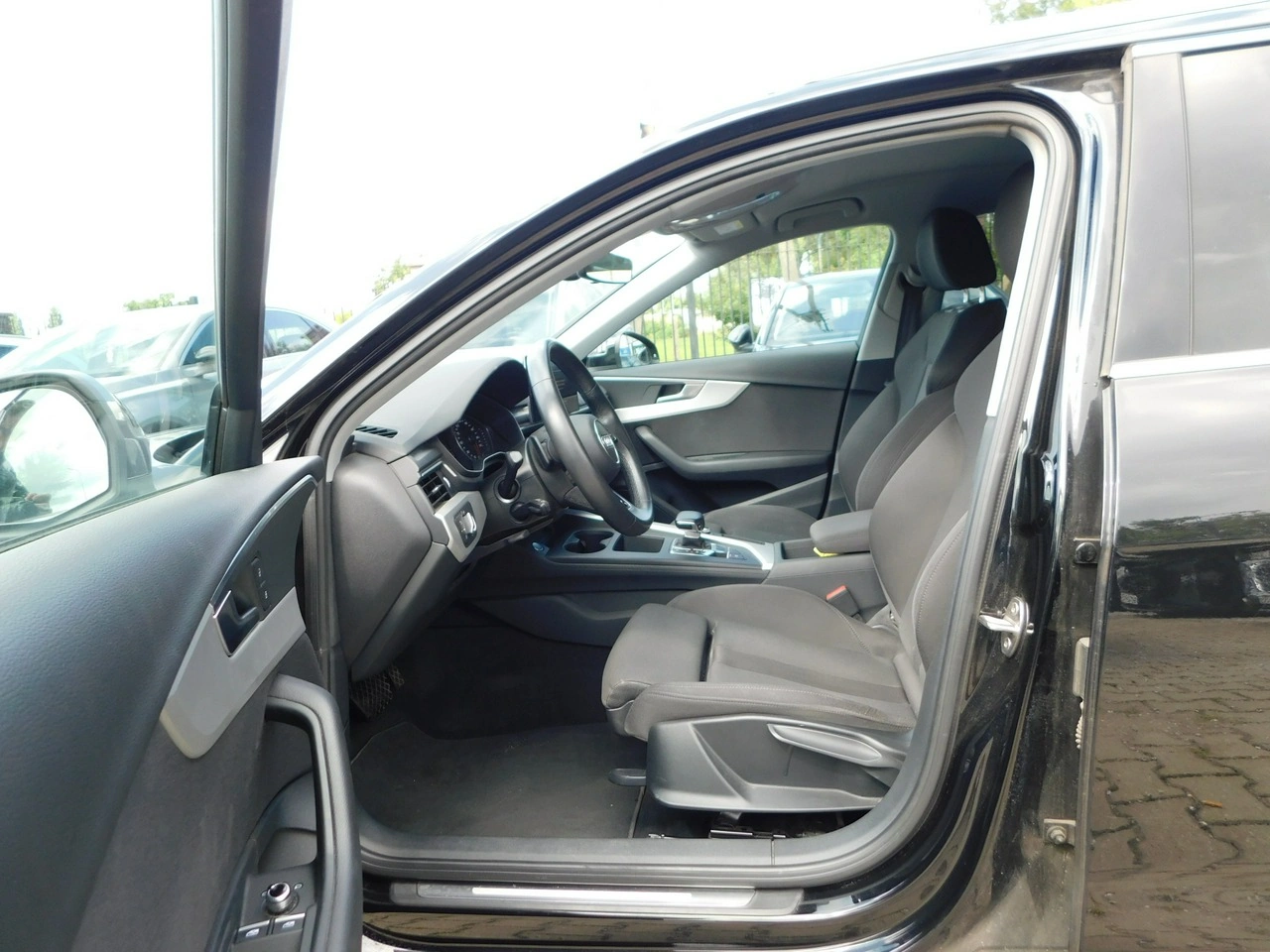 Audi A4 - Zdjęcie 8