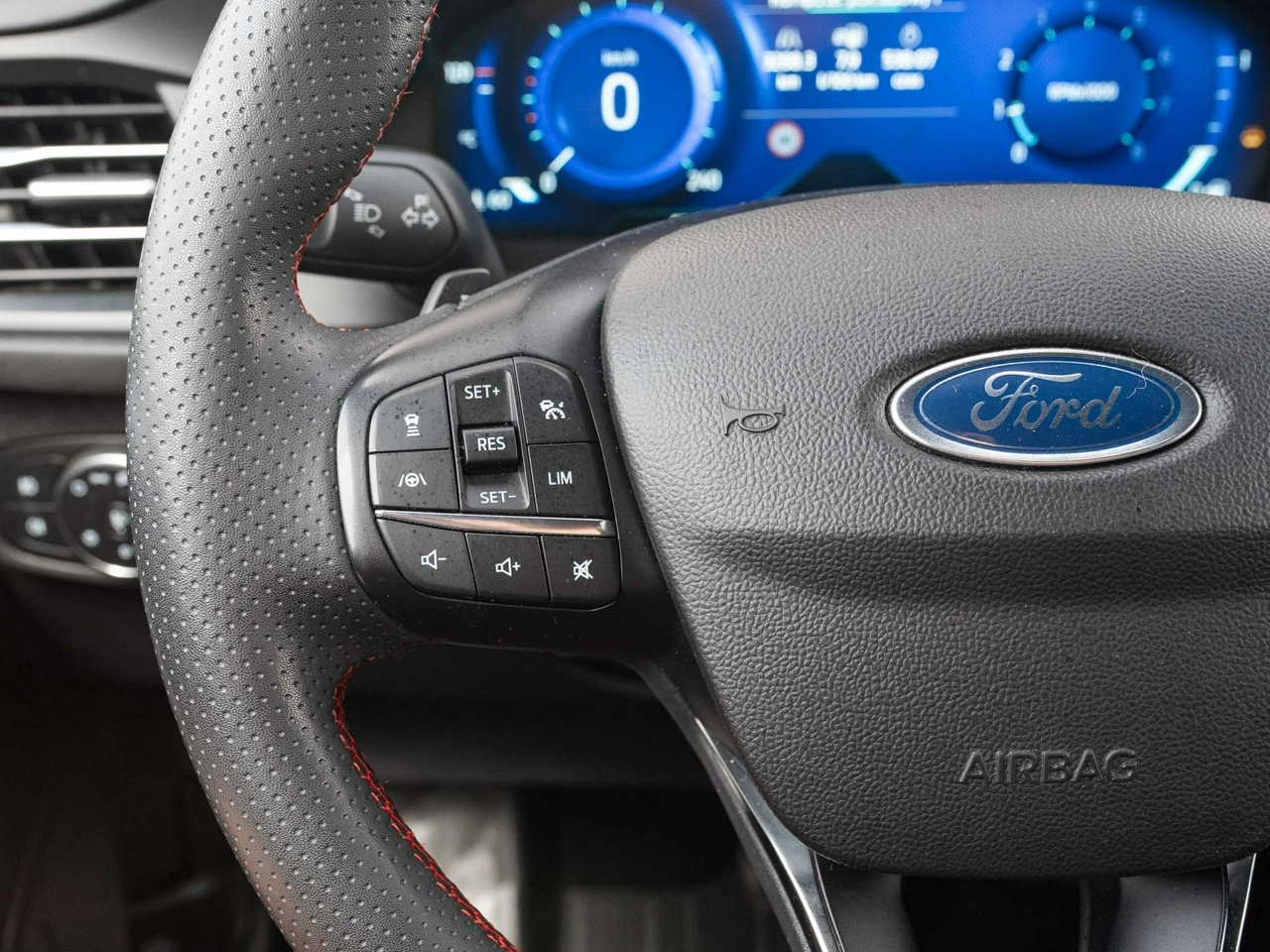 Ford Focus - Zdjęcie 12