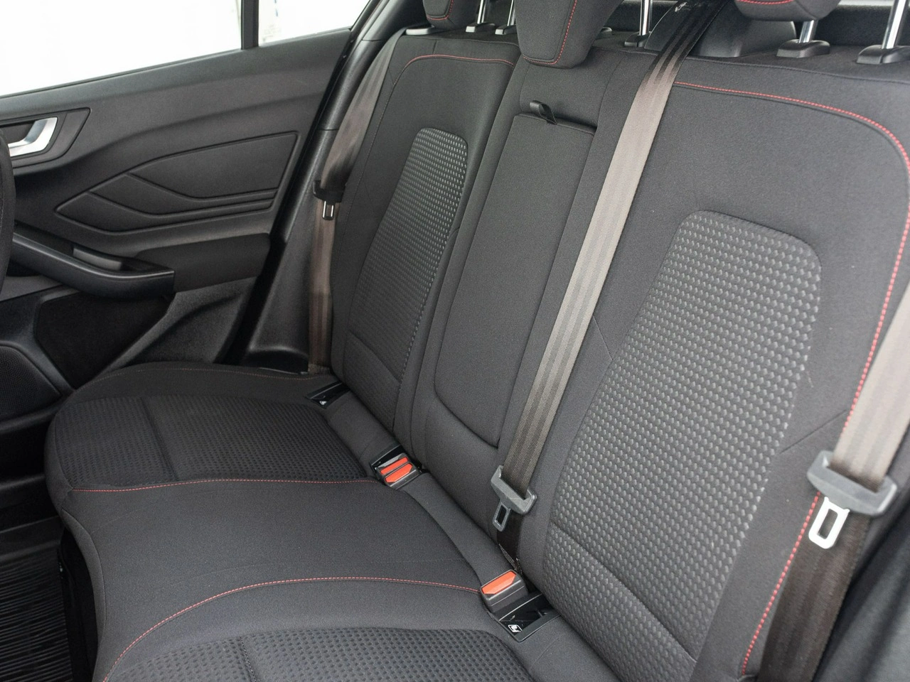 Ford Focus - Zdjęcie 23