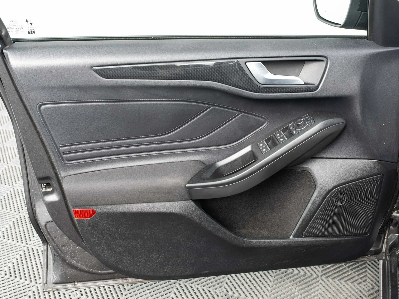 Ford Focus - Zdjęcie 8