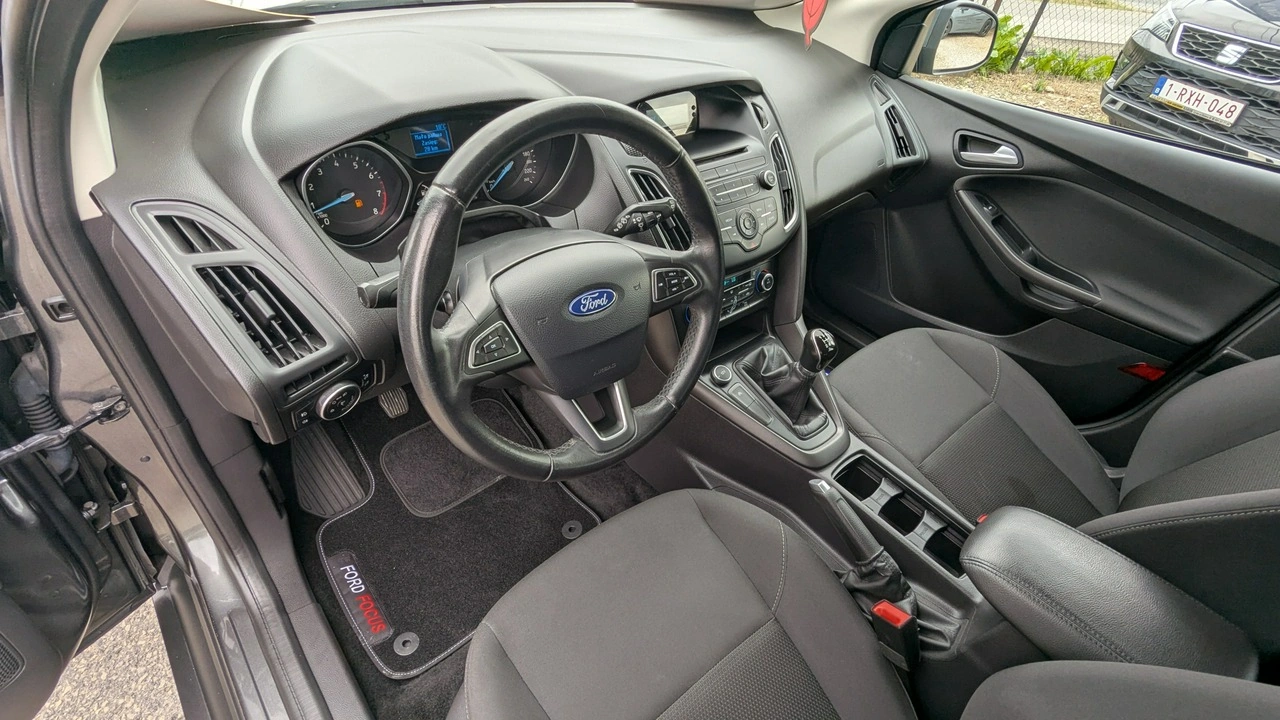 Ford Focus - Zdjęcie 12